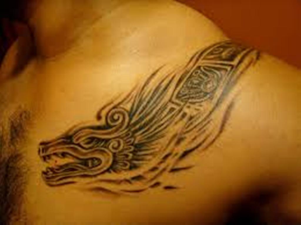 Los mejores Tatuajes de Quetzalcoatl (Serpiente emplumada) 12