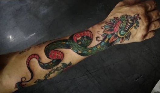 Los mejores Tatuajes de Quetzalcoatl (Serpiente emplumada) 13