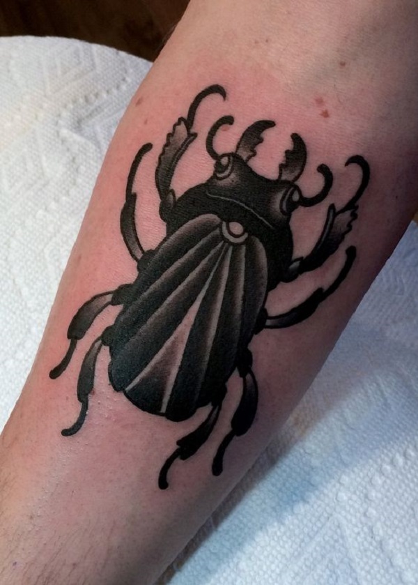 62 Ideas de Tatuajes de Escarabajos (+Significados) 43