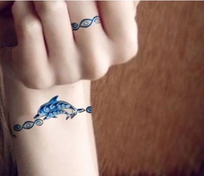 72 Ideas con Tatuajes de Delfines (+Significados) 24