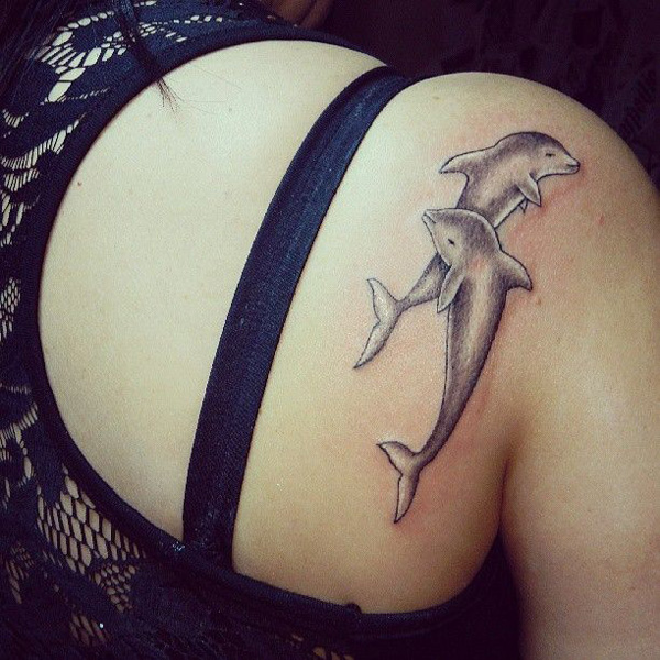 72 Ideas con Tatuajes de Delfines (+Significados) 13