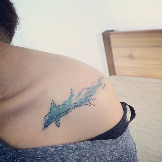 72 Ideas con Tatuajes de Delfines (+Significados) 16