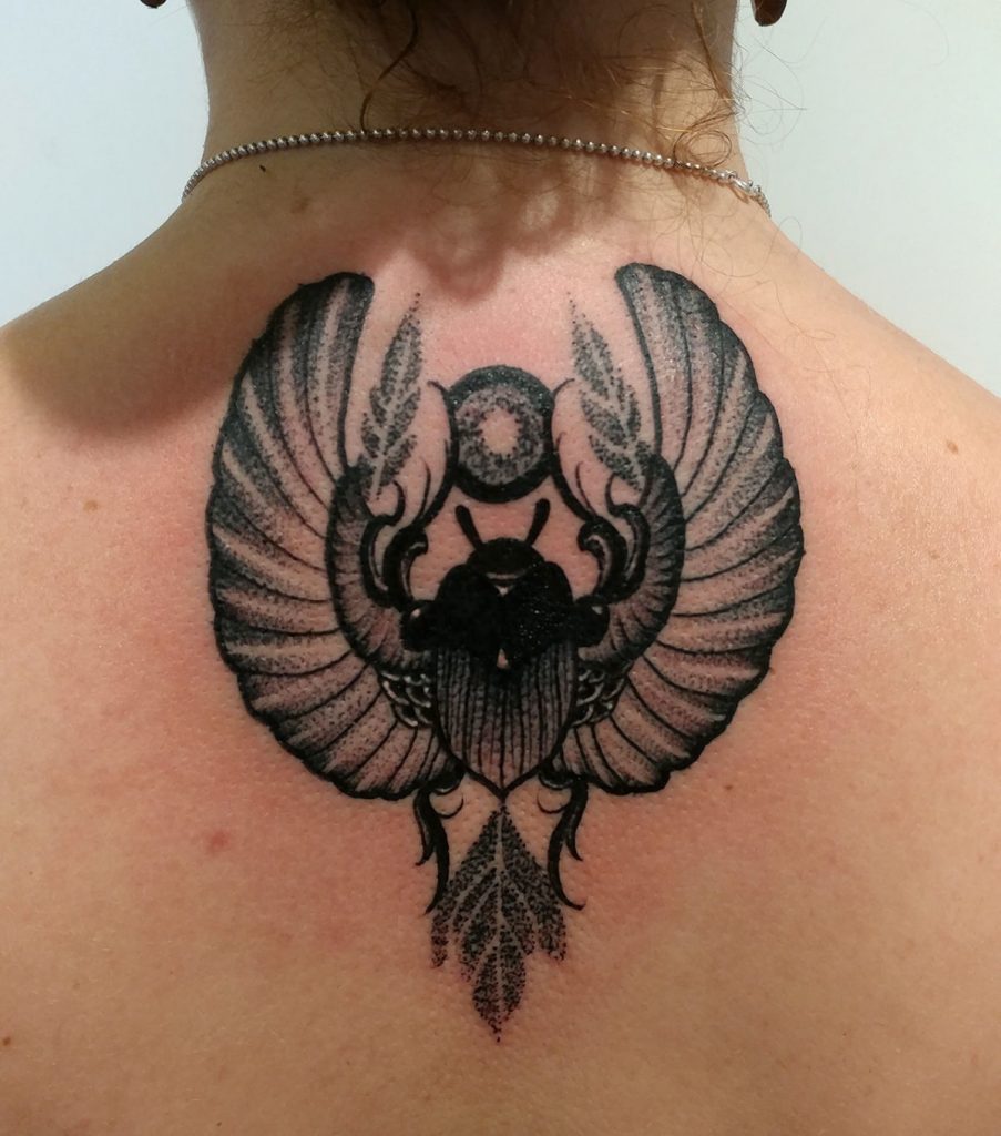 62 Ideas de Tatuajes de Escarabajos (+Significados) 17