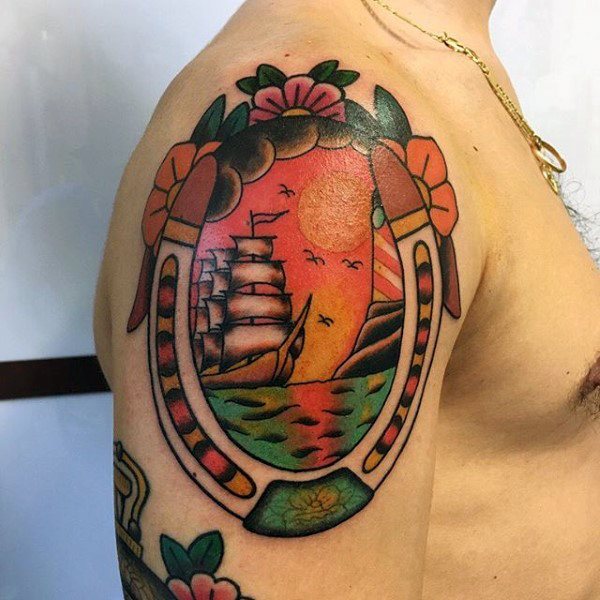 78 Ideas para Tatuajes de Herraduras (+Significado) 40