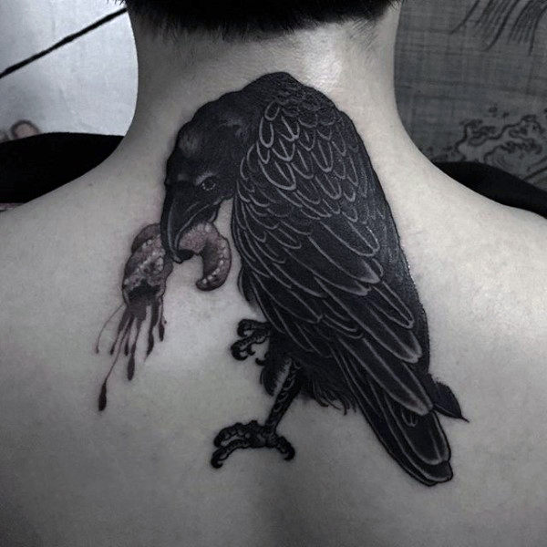 69 Ideas para Tatuajes de Cuervos (+ Significados) 53