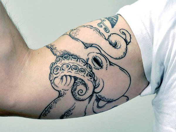 96 Ideas para Tatuajes de Pulpos (Kraken) con Significados 65