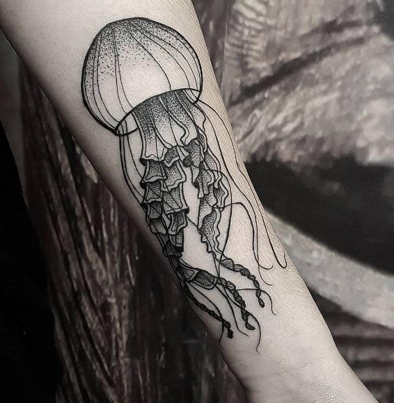 Tatuajes de Medusas: Diseños Únicos y Significados 1