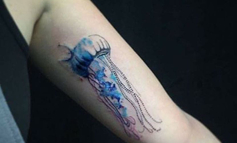 Tatuajes de Medusas: Diseños Únicos y Significados 20