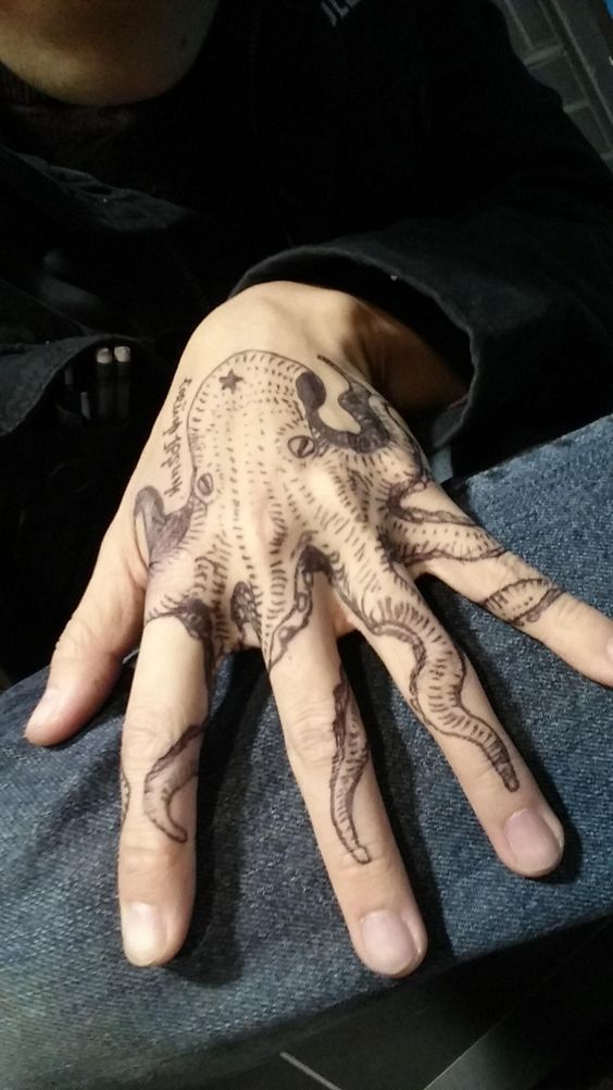 96 Ideas para Tatuajes de Pulpos (Kraken) con Significados 2 96 Ideas para Tatuajes de Pulpos (Kraken) con Significados 2