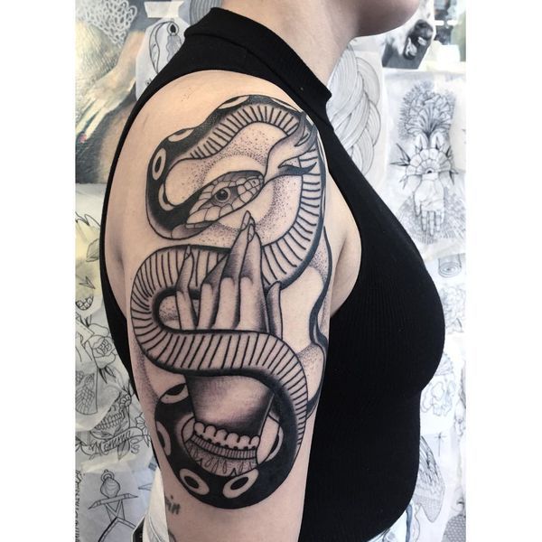 101 Ideas de Tatuajes de Serpientes y sus Significados 18