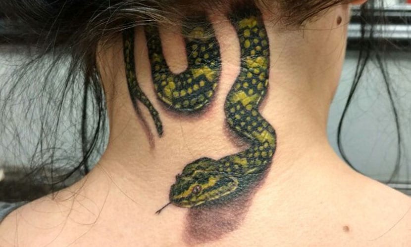 101 Ideas de Tatuajes de Serpientes y sus Significados 43