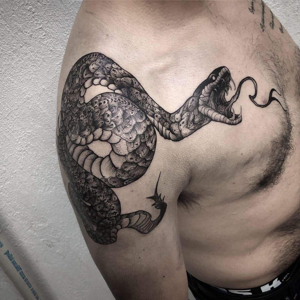 101 Ideas de Tatuajes de Serpientes y sus Significados 76