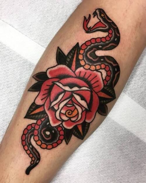 101 Ideas de Tatuajes de Serpientes y sus Significados 56