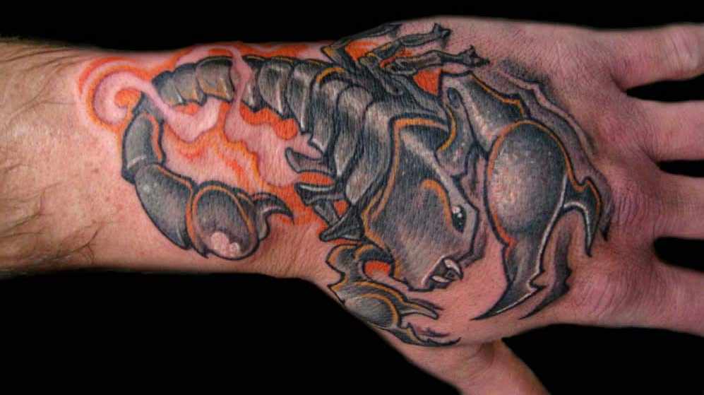 79 Ideas para Tatuajes de Escorpiones (+Significados) 63