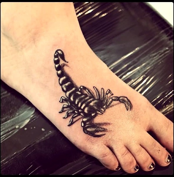79 Ideas para Tatuajes de Escorpiones (+Significados) 67