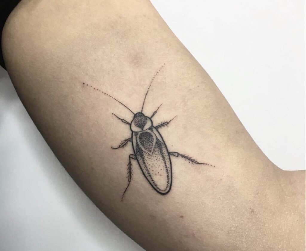 50 Especiales Tatuajes de Insectos y sus significados 46