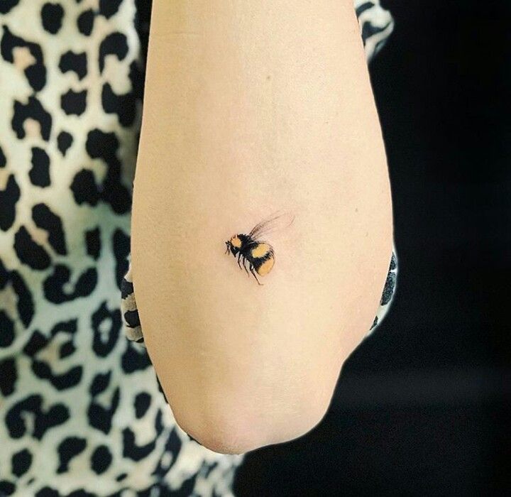 50 Especiales Tatuajes de Insectos y sus significados 1