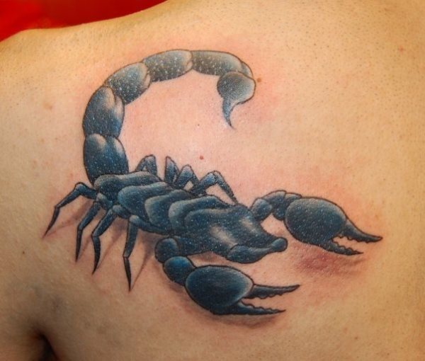 79 Ideas para Tatuajes de Escorpiones (+Significados) 38