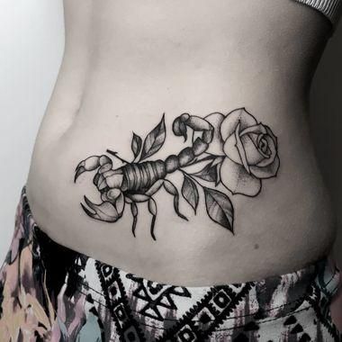 79 Ideas para Tatuajes de Escorpiones (+Significados) 48