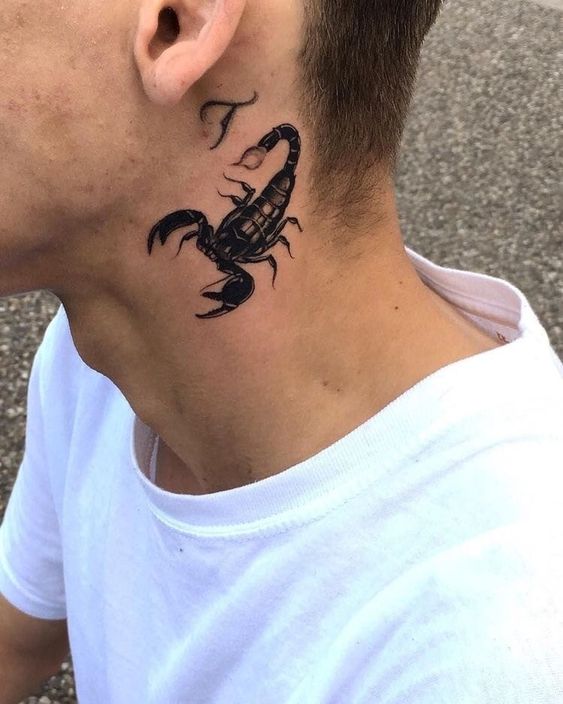 79 Ideas para Tatuajes de Escorpiones (+Significados) 23