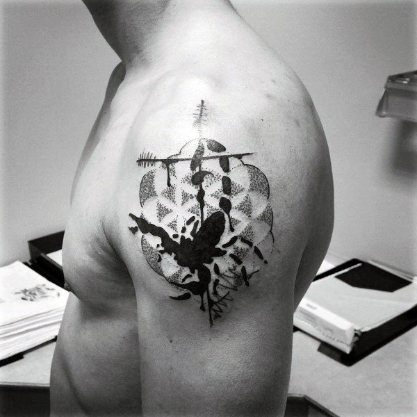 79 Ideas para Tatuajes de Escorpiones (+Significados) 26