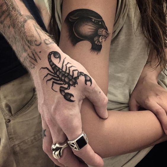 79 Ideas para Tatuajes de Escorpiones (+Significados) 14