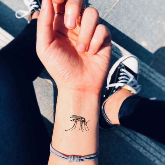 50 Especiales Tatuajes de Insectos y sus significados 34