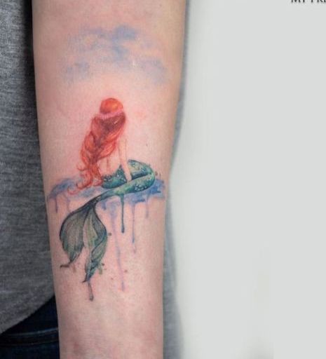 58 Ideas para Tatuajes de Sirenas (Significados) 39