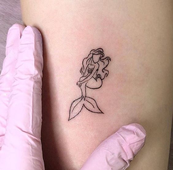 58 Ideas para Tatuajes de Sirenas (Significados) 44