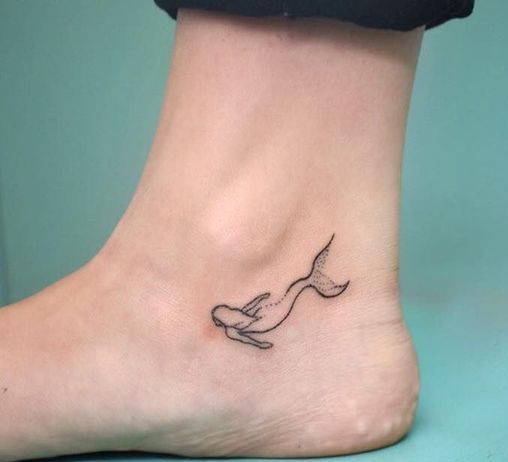 58 Ideas para Tatuajes de Sirenas (Significados) 49