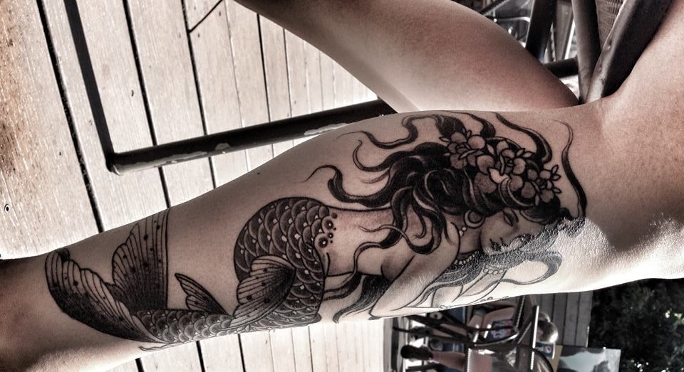 58 Ideas para Tatuajes de Sirenas (Significados) 26