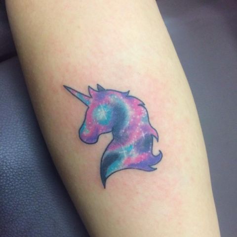 62 Ideas para Tatuajes de Unicornios (+Significados) 44