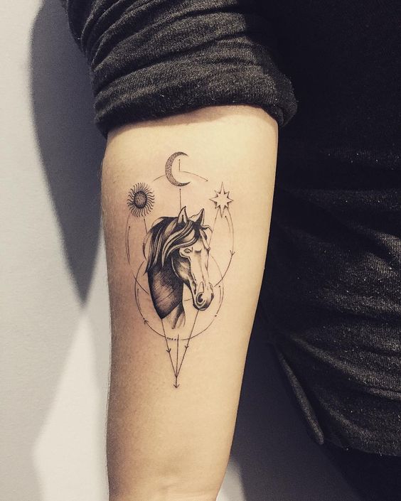 62 Ideas para Tatuajes de Unicornios (+Significados) 46