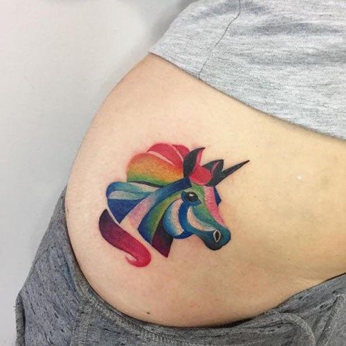 62 Ideas para Tatuajes de Unicornios (+Significados) 28