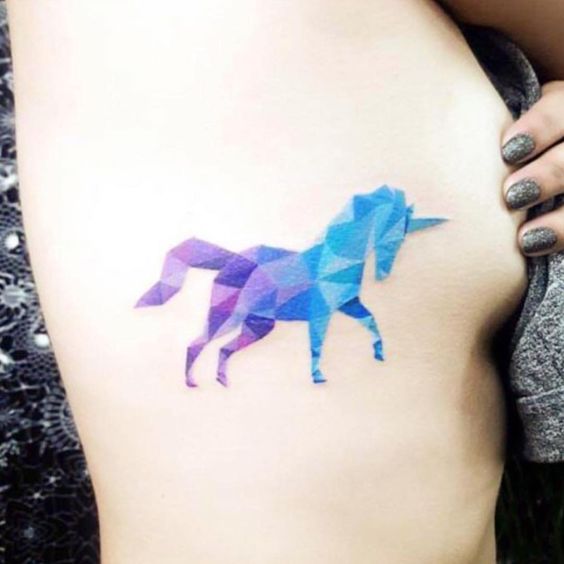 62 Ideas para Tatuajes de Unicornios (+Significados) 31