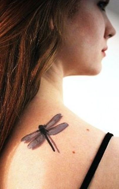 68 Tatuajes de Libélulas con sus Significados 19