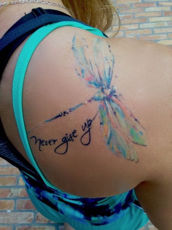 68 Tatuajes de Libélulas con sus Significados • 2023