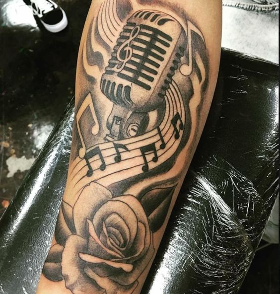 Tatuajes de Notas Musicales e Instrumentos 30