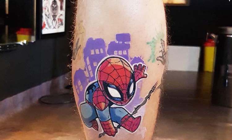 60 Ideas para Tatuajes de Spiderman (+Significados) 38