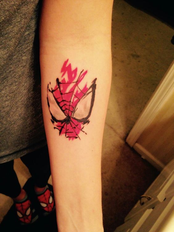 60 Ideas para Tatuajes de Spiderman (+Significados) 43