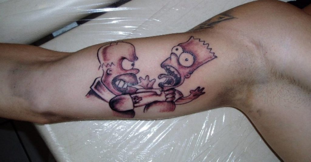 53 Tatuajes de los Simpson que te volaron la cabeza 1 53 Tatuajes de los Simpson que te volaron la cabeza 1