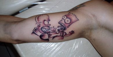 53 Tatuajes de los Simpson que te volaron la cabeza 7 53 Tatuajes de los Simpson que te volaron la cabeza 7