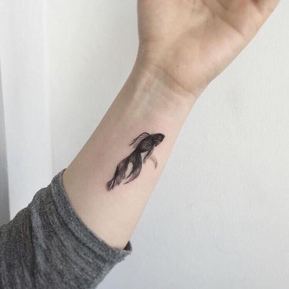 64 Ideas de Tatuajes de Pez Koi (+ Significados) 56