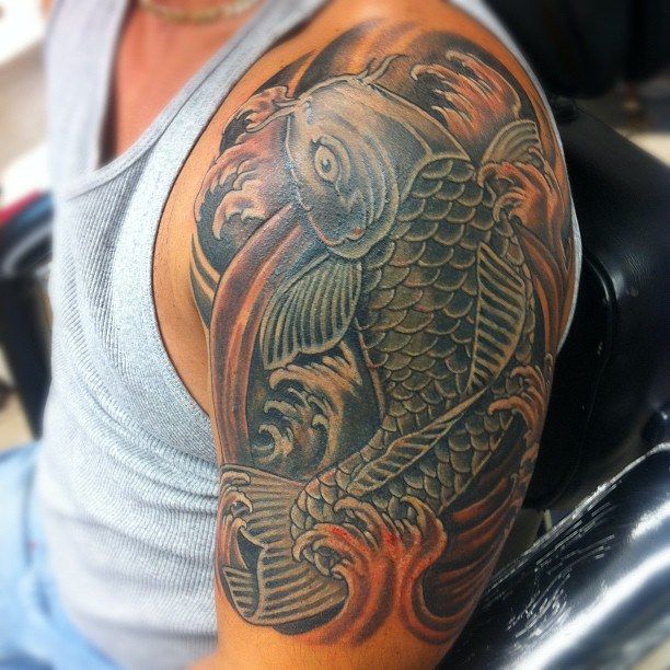 64 Ideas de Tatuajes de Pez Koi (+ Significados) 38