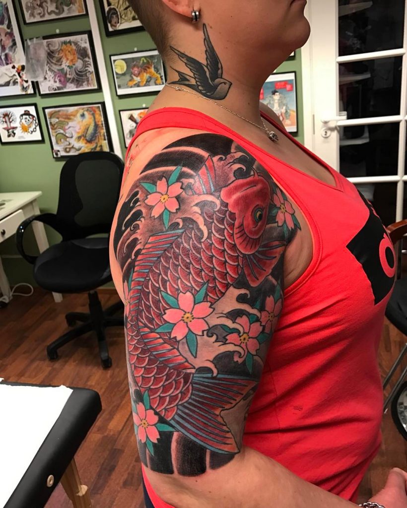 64 Ideas de Tatuajes de Pez Koi (+ Significados) 58