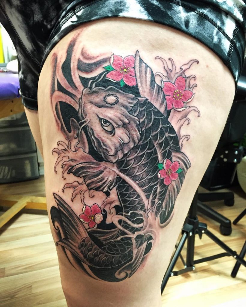 64 Ideas de Tatuajes de Pez Koi (+ Significados) 25