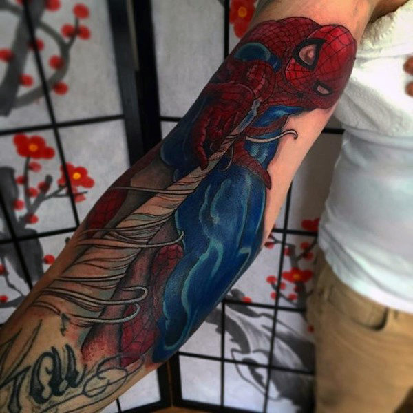 60 Ideas para Tatuajes de Spiderman (+Significados) 23