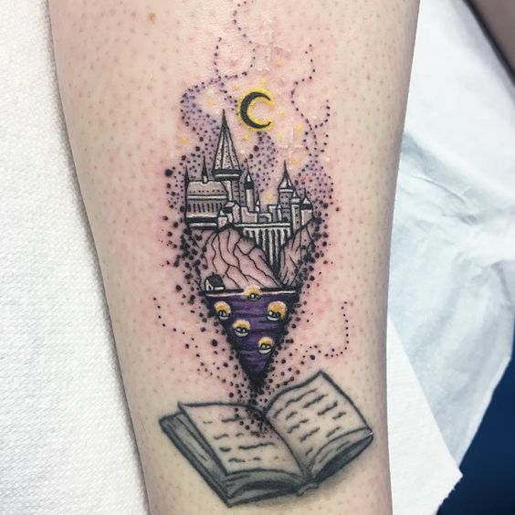 9 3/4 Ideas para Tatuajes de Harry Potter que todos los fans quieren 27