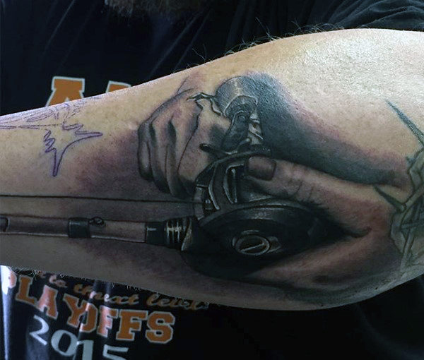 Ideas para Tatuajes de Pesca y Anzuelos 15 Ideas para Tatuajes de Pesca y Anzuelos 15