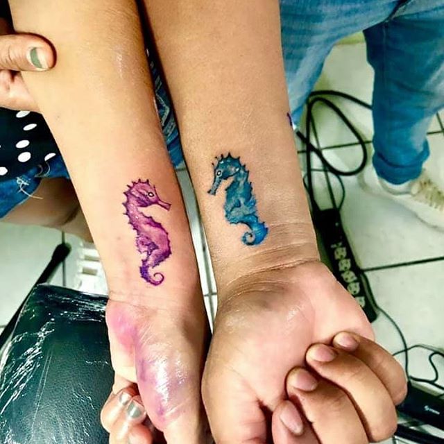 69 Ideas para Tatuajes de Caballitos de mar (+ Significado) 4